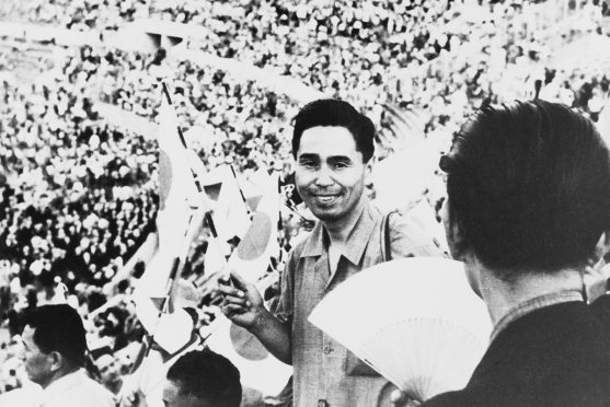 onitsuka phil knight